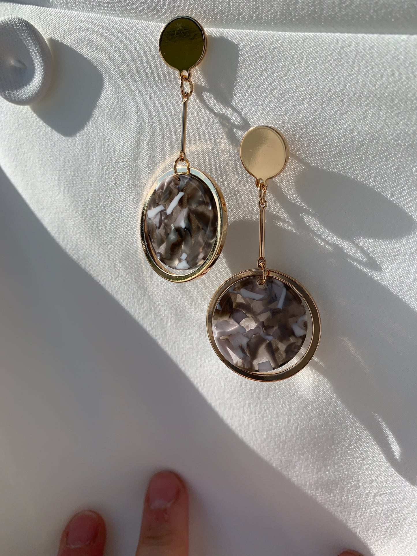 Fashion resin earring